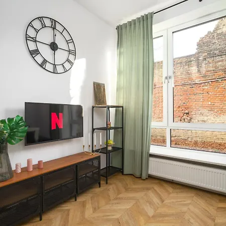 Urban - Great Location - Center - Zabkowska A * 华沙